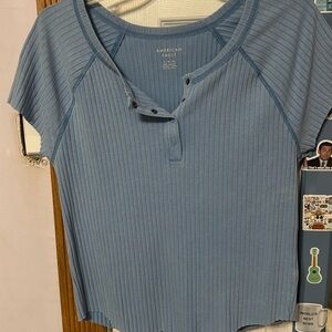 American Eagle blue crop top